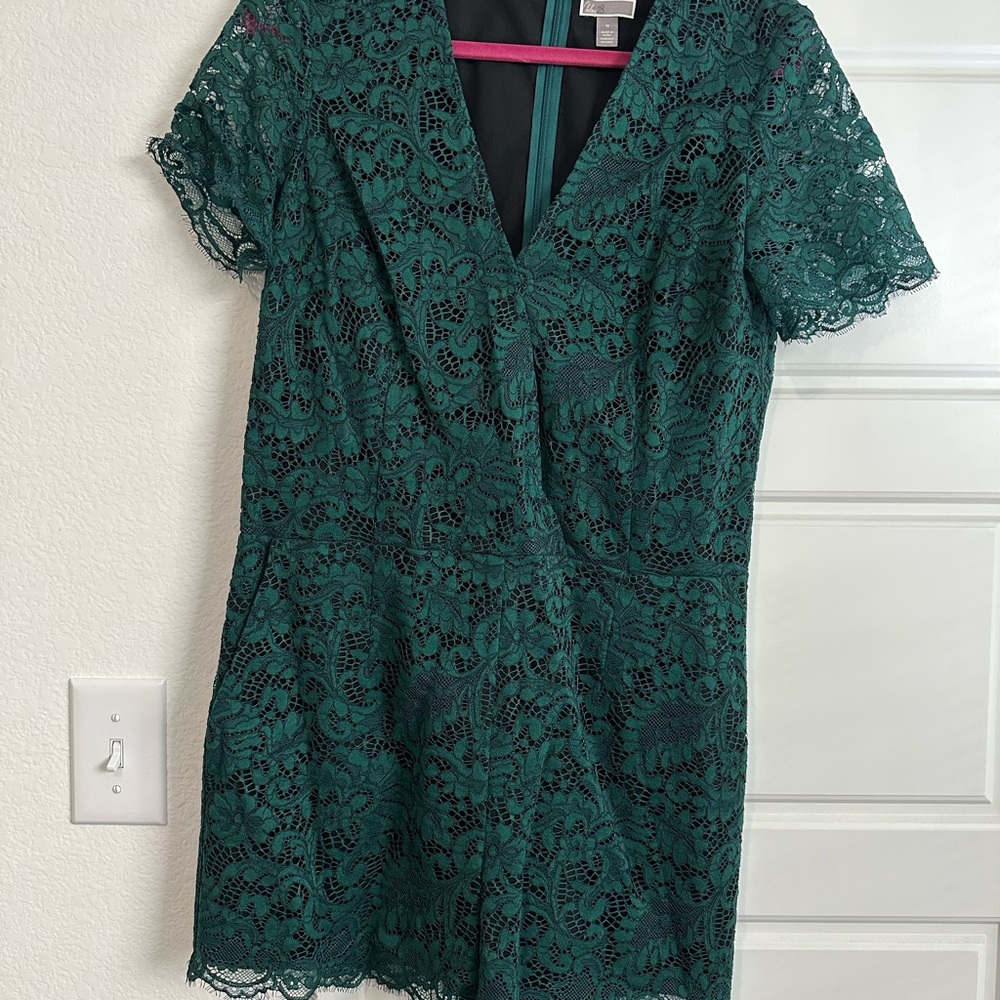 Chelsea28 Teal Lace V-Neck Short Sleeve Dress